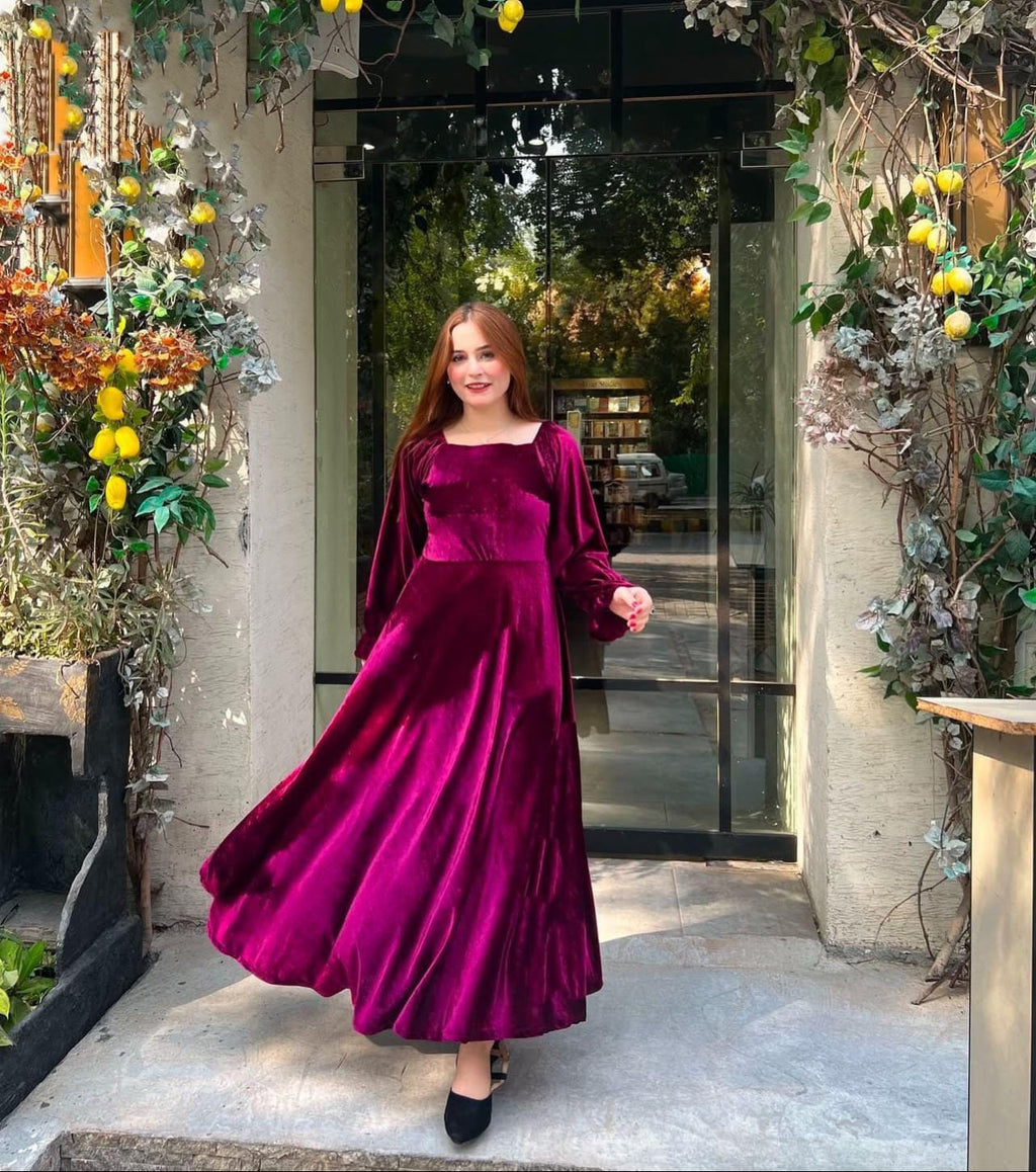 ELEGANT VELVET FROCK